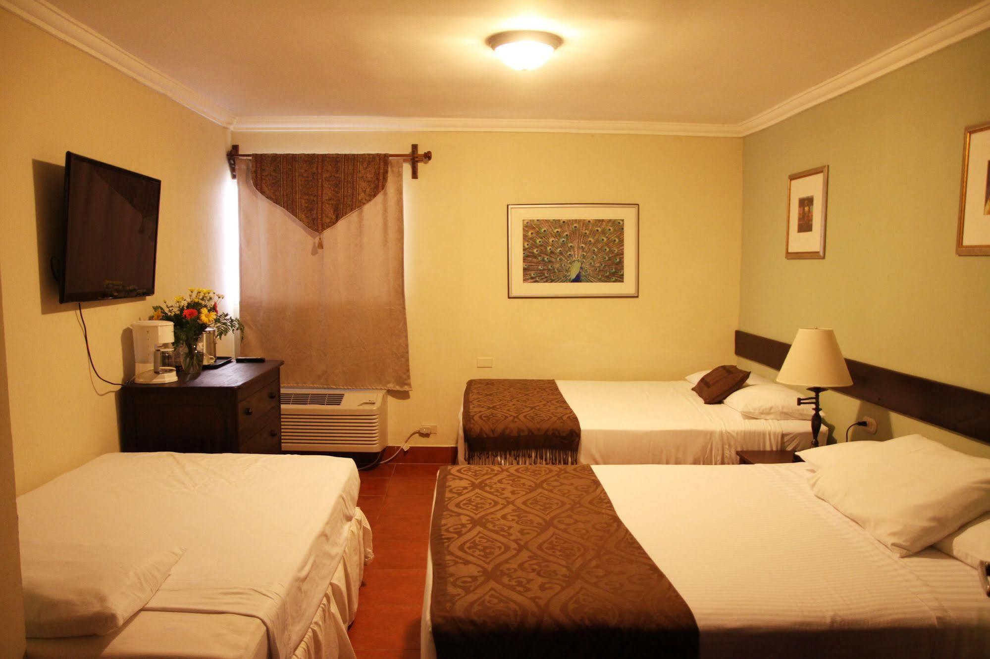 Hotel Los Altos Estelí Extérieur photo