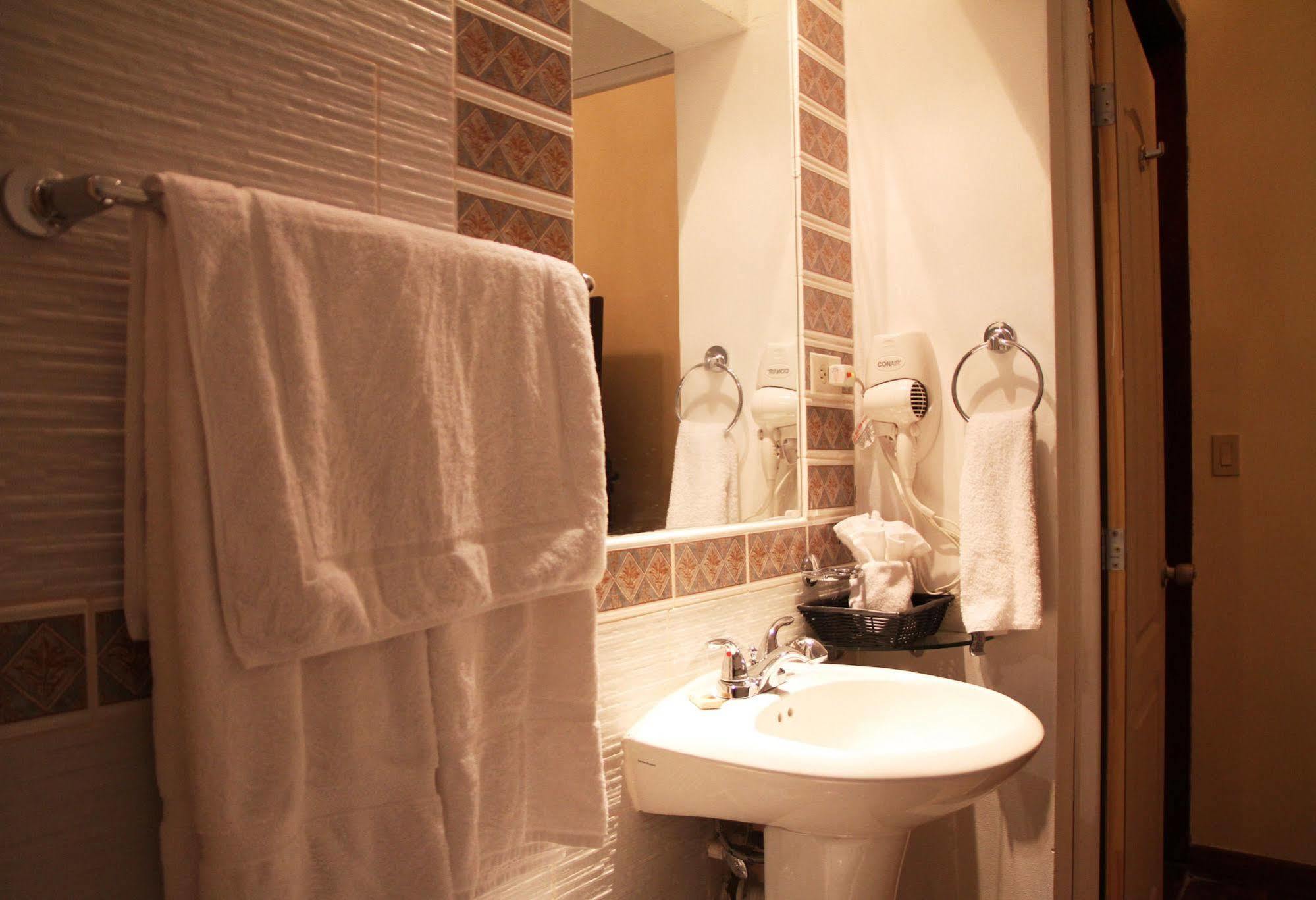 Hotel Los Altos Estelí Extérieur photo